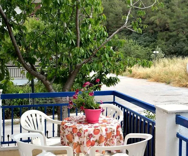 Apartment Deluxe Seaside Konstantinidis